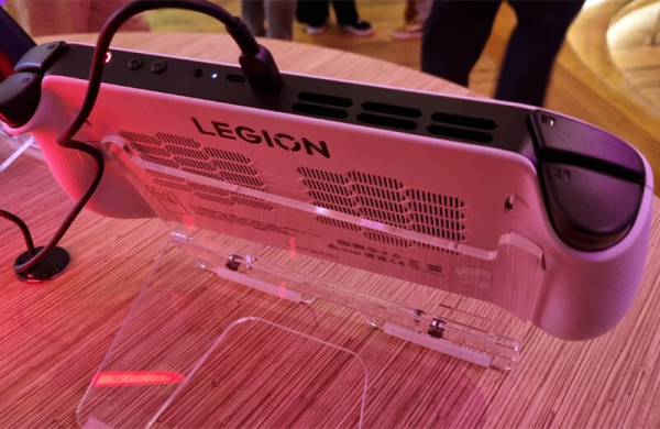 Обзор Lenovo Legion Go S: такую портативную игровую консоль фанаты не ждали